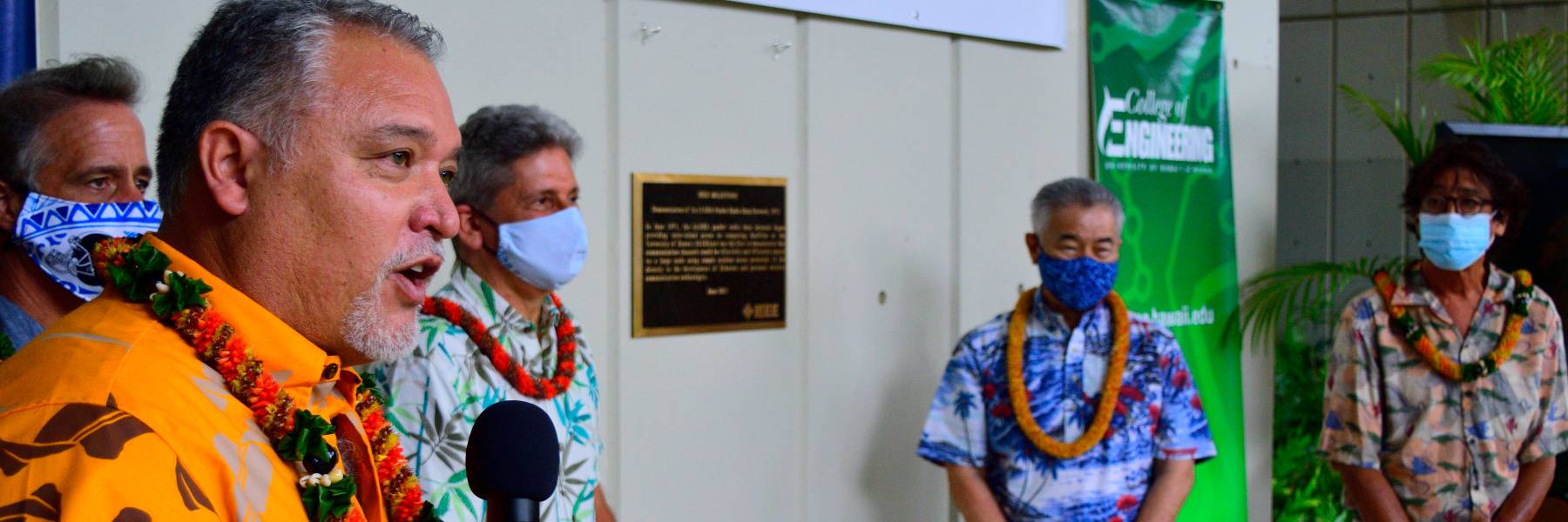 Dean Morioka Addressing The Crowd Next To The New ALOHAnet Dedication Plaque.